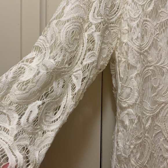 Adrianna Papell White Lace, Sheer 3/4 length sleeve, White underlay, Size L - Picture 2 of 11